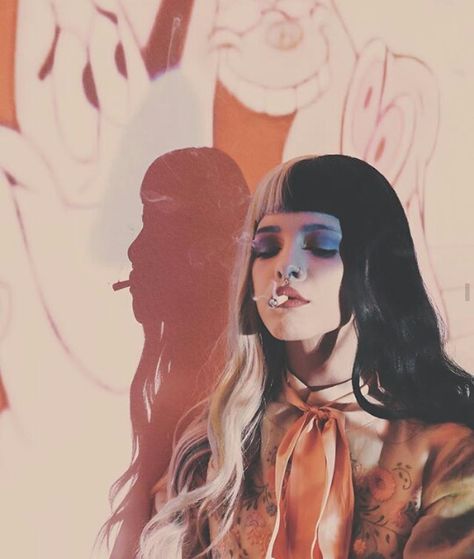 melanie smoking // grunge Melanie Martinez Pictures, Melanie Martinez Photos, Melanie Martinez Photography, Last Fm, Best Artist, Melanie Martinez, Cute Gif, Adele, Music Artists