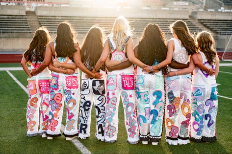 Painted Overalls Senior Year, Senior Year Overalls, Fun Senior Activities High School, Senior Fun Ideas, Hoco Overalls Seniors, Senior 2025 Ideas, Denim Painting Jeans, Senior Year Cheer, Senior Year Jeans