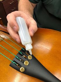 Orchestra Classroom: 5 Maintenance Tips I wish I would have known earlier Learn Cello, Cello Tips, Violin Beginner Learning, Cello Practice Routine, Cello Tutorial, Learn To Play Cello, Violin Orchestra, Cello Teaching, Cello Practice