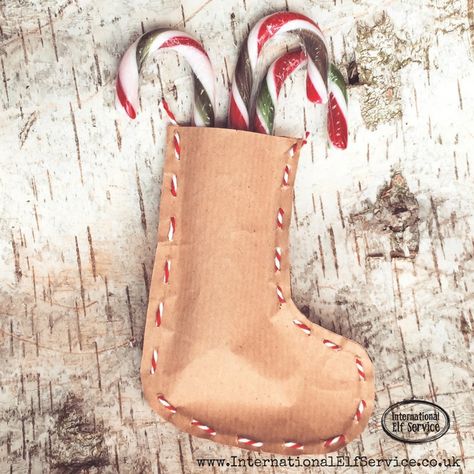 How to make the cutest brown paper Christmas stockings to stuff with treats and pop into their Christmas stockings! Sv Nikola Ideas For Kids, Paper Christmas Stocking, Sveti Nikola, Xmas Wrapping, Make Brown, Christmas Tables, Boots Diy, Brown Paper Bags, Christmas Classroom Door