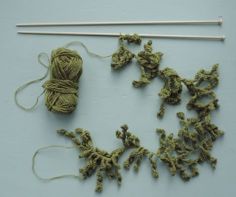 Knit Vegetables, Moss Blanket, Moss Rug, Knitted Wit, Slow Stitching, Now And Then, Natural Forms, Knitting Crochet, Knitting Inspiration