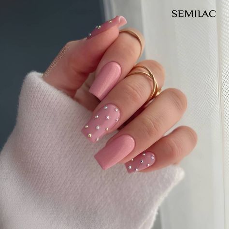 Pink Nail Inspo, Baby Pink Nails, Basic Nails, Classy Acrylic Nails, Pink Nail Designs, Pink Nail, Diamond Nails, Oval Nails, Girls Nails