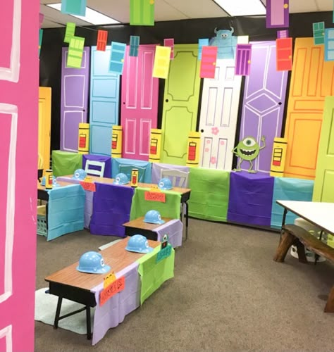 Monsters Inc Room, Monsters Inc Decorations, Monsters Inc Doors, Monsters Inc Halloween, Monster University Birthday, Monster University Party, Monsters Inc Baby Shower, Monsters Inc Baby, Disney Themed Classroom