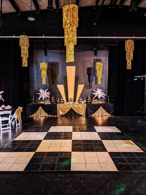 Roaring 20s Prom Theme Decor, 1920s Party Decorations Diy Ideas, Gatsby Centerpiece Ideas Roaring 20s, Gatsby Speakeasy Party, Roaring 20s Party Entrance, Mascarade Dance Decorations, Roaring 20s Dance Theme, 1920s Homecoming Theme, Roaring 20s Prom Decorations