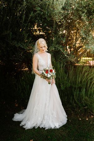 Wedding Dresses lace - by Bessie Young Photography I Hate Running, Yosemite Photography, Wedding Questions, Yosemite Elopement, Dresses Lace, Virginia Wedding Photographer, Wedding Advice, Health Coach, Elopement Photographer