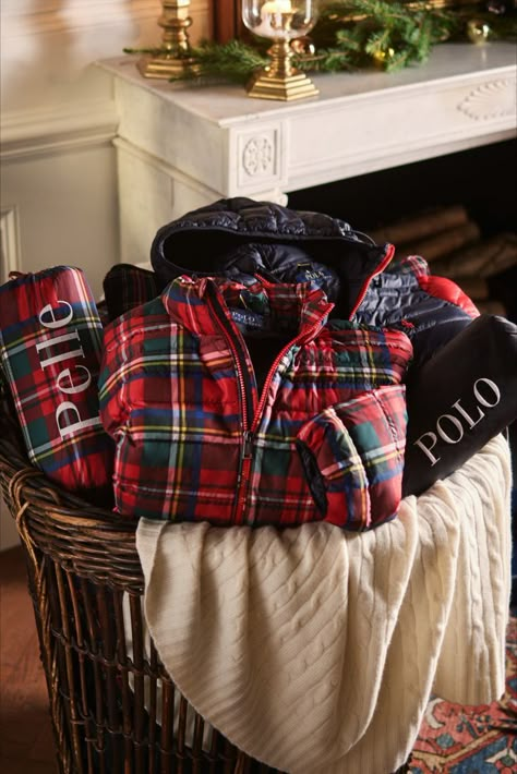 Give the gift of our Custom Packable Outerwear, Made to Order—the ultimate lightweight layer for everyone on your list. Ralf Loren, Ralph Lauren Holiday, Preppy Mens Fashion, Ralph Lauren Style, Packable Jacket, Tartan Plaid, Office Wear, Preppy Style, Women's Plaid Shirt