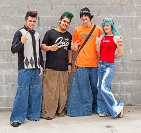 1990s Kids Fashion, Outfit Herren, Techno Style, Rave Pants, Bad Fashion, Hip Hop Party, Jnco Jeans, Rave Fashion, Outfit Jeans