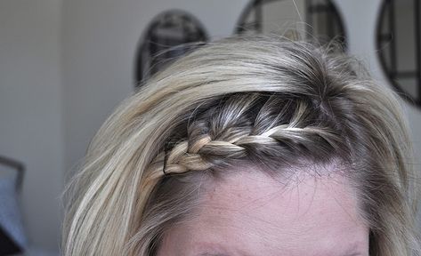 Here is a video on How to French Braid Your Own Hair! featuring: my bangs :) Please comment with any questions or your own success story! :) Close Ups: (pardon my roots. getting a touch up tomorrow... Braided Bangs Tutorial, French Braided Bangs, French Braids Tutorial, Braiding Your Own Hair, Braided Bangs, Fishtail Braid, Braid Tutorial, Cute Hairstyles For Short Hair, French Braid