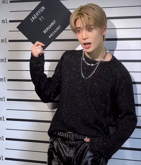 Jaehyun Perfume Photoshoot, Jaehyun Perfume Dojaejung, Perfume Jaehyun, Perfume Nct Dojaejung, Jaehyun Perfume, Dojaejung Perfume, Nct Dojaejung, Nct Jaehyun, Perfect Pink