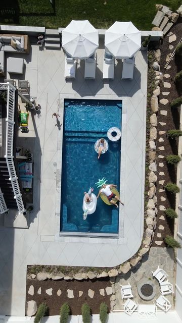 Elise Hunter | DIY & HOME on Instagram: "The pool is finished!!!!🎉 We can’t wait to enjoy it all summer long ☀️ Our pool is a @lathampool fiberglass pool, style Corinthian 14 in the color ocean G3. We love it SO much! It’s gorgeous, easy to clean, not rough on the skin and will last as a lifetime!! @premierpoolsandspas installed our pool and we just can’t say enough great things about them!💙 Thank you for following this backyard makeover journey with us! #backyardmakeover #fiberglasspool #back 14x28 Inground Pool Rectangle, Rectangle Pool With Pool House, Latham Corinthian Pool 16, 30x15 Pool, Corinthian 16 Fiberglass Pool, Rectangle Fiberglass Pool Ideas, Fiberglass Pool Ideas Backyards, Pool Layout Design Backyards, Rectangle Pool With Tanning Ledge