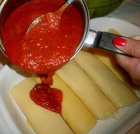 Jaime and Jen Dish: Homemade Manicotti Shells Manicotti Crepe Recipe, Homemade Manicotti Recipe, Italian Manicotti, Manicotti Recipes, Manicotti Crepes, Homemade Manicotti, Jumbo Shell Recipes, Manicotti Shells, Vegetable Recipes Dinner