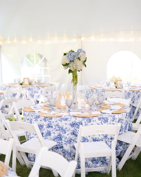 Am I obsessed? That’d be an understatement. 🤩 Taylor and Bobby’s lakeside tent wedding was transformed into a luxurious backyard celebration, with stunning blue and white vibes, charming Belle Fleur Duke Blue linens, blue goblets and textured rattan accents. 🤍💙 A dream come true! 🫶🏽 @mariamckenziephoto @bleubouquet_ @aclassicpartyrental @taaylorhansonblock @lisavanhorton_weddings #coastalgrandmother #blueandwhitewedding #bluetoile #hydrangeawedding #coastalgranddaughter #luxurytentw... Blue And White Wedding Table, White Wedding Table Setting, Blue Goblets, Rattan Accents, White Wedding Table, Luxurious Backyard, Backyard Celebration, Blue And White Wedding, Hydrangeas Wedding