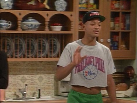 Even baby Will Smith once cropped things up. | Men Really Need To Start Wearing Crop Tops ASAP Aesthetic Outfits 80s, Men Crop Top, 80s Mens Fashion, Mens Crop Tops, Crop Top Men, 80s Crop Top, 80s Outfits, Mens Crop Top, Mens 80s