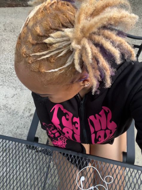 Purple And Blonde Locs, Blonde And Purple, Purple Locs, Pretty Locs, Dreads Girl, Dyed Hair Inspiration, Loc Journey, Locs Hairstyles, Purple Hair