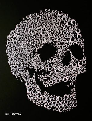 Bleach Jeans, Punk Vest, Skull Crafts, Hallowen Ideas, Diy Halloween Decor, Googly Eyes, Theme Halloween, A Skull, Button Art