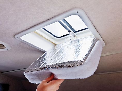 Use these special RV reflective sun cushions to keep out the heat in the summer. Astuces Camping-car, Skylight Covering, Camper Remodeling, Camping Accesorios, Camper Hacks, Trailer Living, Rv Makeover, Rv Storage, Camper Makeover