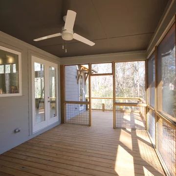 75 Small Screened-In Porch Ideas You'll Love - April, 2023 | Houzz Rectangular Porch Layout Ideas, Screened In Side Porch Ideas, Screened In Upper Deck, Small Screen Porch Decorating Ideas, Small Screened In Porch On A Budget, Screened In Porch With Deck, Screened In Porch Paint Colors, Small Screened Porch Decorating, Screened In Porch Ceiling Ideas