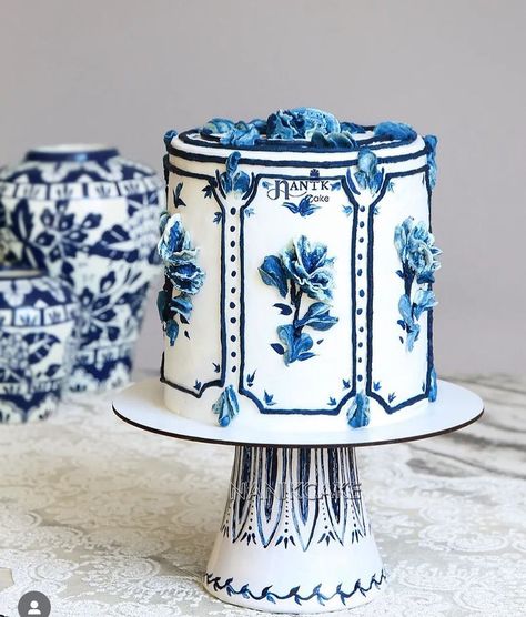 Blue And White Cake, Victorian Cakes, Eid Cake, White Cakes, Gateaux Cake, Painted Cakes, Just Cakes, Colorful Cakes, Love Cake