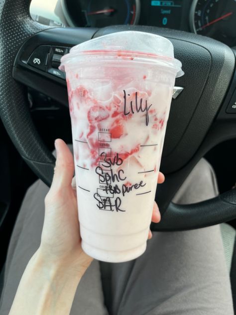 it taste like a milkshake: venti strawberry acai refresher (with water), add strawberry puree, splash of heavy cream, 3 scoops of vanilla bean Best Starbucks Drinks, Strawberry Acai Refresher, Strawberry Acai, Cold Foam, Starbucks Refreshers, Starbucks Drink, Pink Drink, Strawberry Puree, Pink Drinks