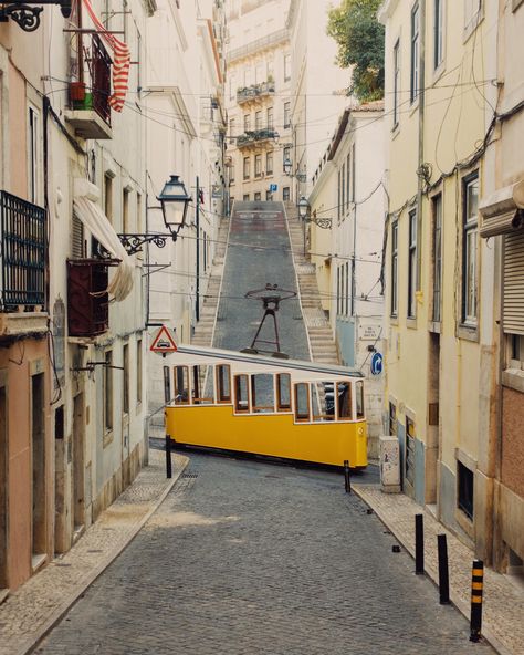 Ascensor da Bica Lisbon Streets, Lisbon Aesthetic, Accidental Wes Anderson, Lisbon Architecture, Portugal Design, Lisbon Map, Portugal Architecture, Portugal City, Wes Anderson Aesthetic