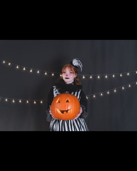 🎃HALLOWEEN MINI SESSIONS🎃 Stop by for photos while you’re out trick-or-treating! Located on Dogwood St, I’m offering both booked slots and walk-in options on October 31. Details below or message me with questions!🎃 OCTOBER 31 (Halloween) $25 15 minute time slots 2 digital images included, option to purchase more located at SOLSTICE STUDIO (151 Dogwood St) book a time (before 3:30pm) OR walk in! 3:30pm-7pm QUESTIONS or to BOOK: message Photography by Marijka on Facebook or Instagram call/t... Message Photography, Halloween Mini Session, Instagram Call, October 31, Mini Sessions, Trick Or Treat, Digital Image, Slots, Halloween