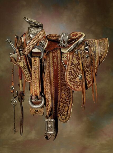 Dragon Saddle, Mexican Saddle, Mexican Eagle, Quotes Facts, Cow Boys, Cowboy Pictures, Custom Saddle, Cowboy Gear, Western Horse Tack