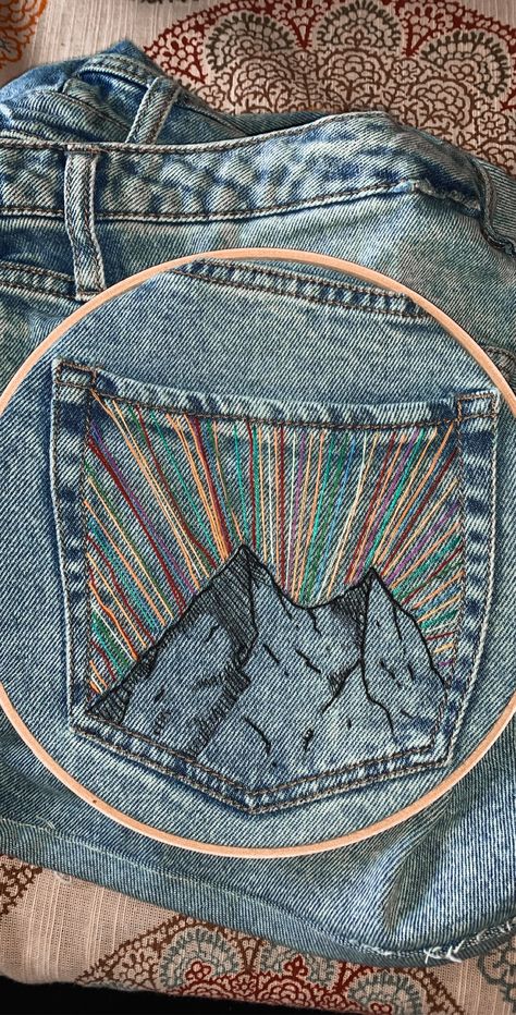 Mountain Embroidery, Embroidery Jeans Diy, Clothes Embroidery Diy, Denim Embroidery, Couture Embroidery, Embroidery On Clothes, Cute Embroidery, 자수 디자인, Simple Embroidery