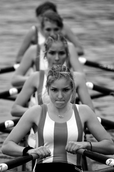 miss the drive Rowing Photography, Women's Rowing, Rowing Team, Rowing Crew, Row Row Your Boat, Canoe Club, Strong Legs, Rowing Machine, Boat Race