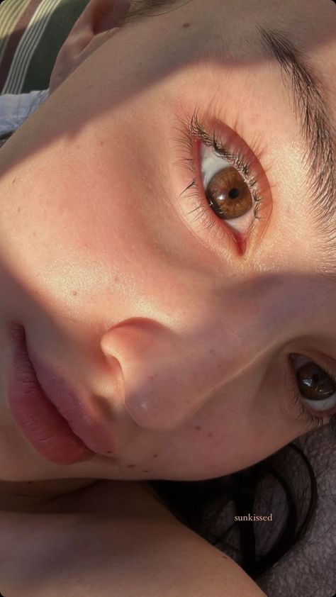 Dark Hazel Eyes, Hazel Brown Eyes, Clean Skin Face, Ideal Girl, Clear Glowing Skin, Creepy Facts, Bare Face, Hazel Eyes, Glass Skin