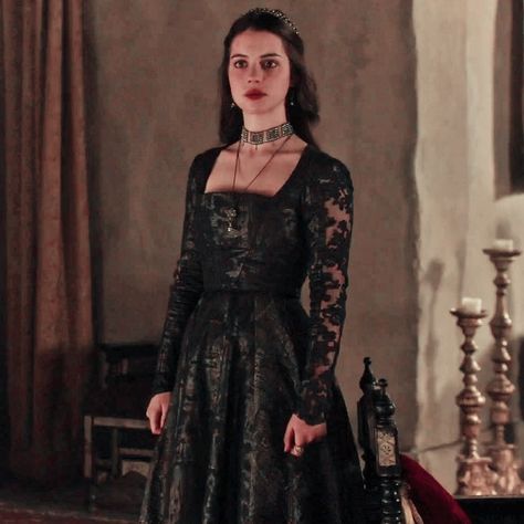 Mary Stuart Black Dress, Elaena Targaryen, Reign Mary, Tudor Dress, Reign Dresses, Mary Stuart, Adelaide Kane, Mary Queen Of Scots, The Way He Looks