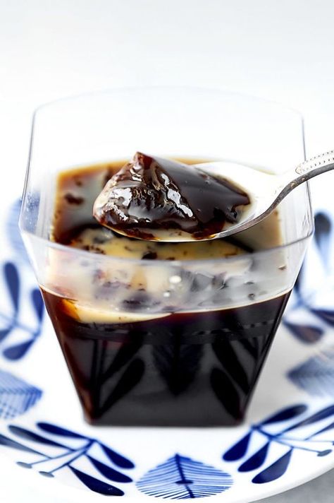 The Best Coffee Jelly (コ-ヒ- ゼリ-) | Pickled Plum | Easy Asian Recipes Japanese Coffee Jelly, Coffee Jelly Recipe, Fat Free Desserts, Vegetable Egg Rolls, Japanese Coffee, Jelly Desserts, Coffee Jelly, Jelly Recipe, Easy Vegetable