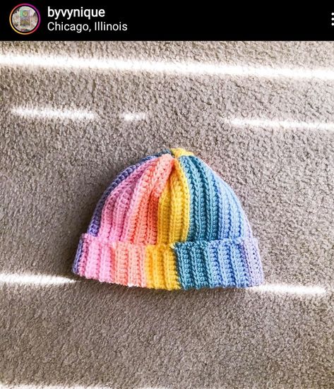 Crochet Beanie Ideas, Rainbow Beanie, Crochet Idea, Crochet Fashion Patterns, Tank Top Straps, Crochet Square Patterns, Crochet Square, Diy Crochet Projects, Crochet Poncho