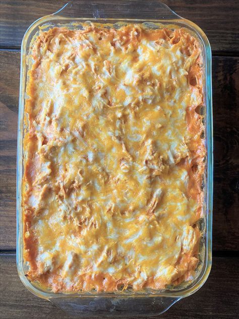 Chicken Cauliflower Enchilada Casserole – Homestyle Food and Fitness Cauliflower Enchilada Casserole, Enchiladas Healthy, Chicken Enchilada Bake, Enchilada Bake, Food And Fitness, Chicken Cauliflower, Raw Chicken Breast, Chicken Enchilada Casserole, Cauliflower Casserole