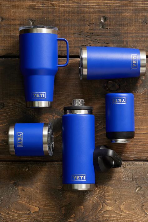 Yeti Collection, Termo Yeti, Vaso Yeti, Custom Yeti Cup, Yeti Designs, Mens Luxury Accessories, Yeti Cup Designs, Blue Tumbler, Custom Yeti