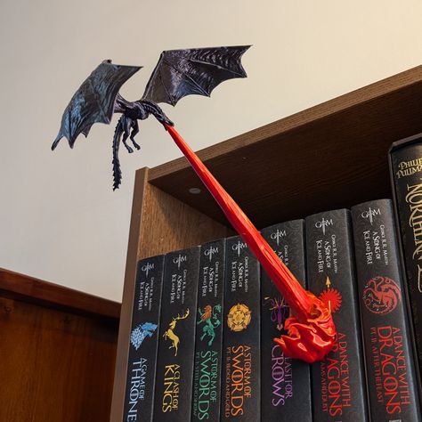 Flying Dragon Book Nook Fantasy Book Nook Diy, Harry Potter Wand Collection, Fantasy Bookshelf, Dragon Decorations, Dream House Aesthetic, Dragon Book, Whats Wallpaper, A Dance With Dragons, Got Dragons