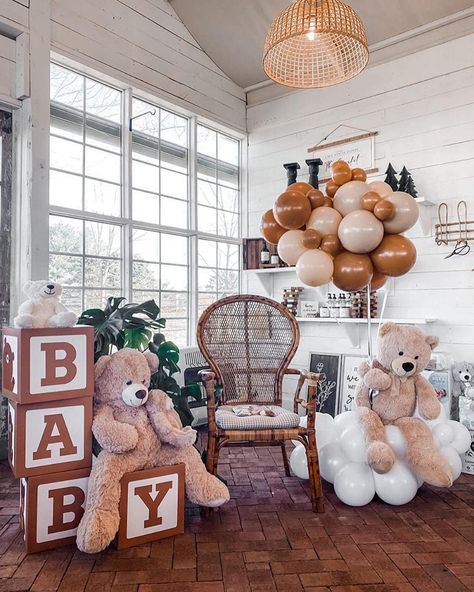 Brother Bear Baby Shower Theme, Beary Excited Baby Shower Theme, Bear Gender Reveal Decorations, Brown Bear Baby Shower Theme, Baby Boxes Decorations, Baby Shower Ideas Bear, Teddy Bear Baby Shower Theme Boy, Teddy Bear Baby Shower Backdrop, Baby Shower Teddy Bear Theme