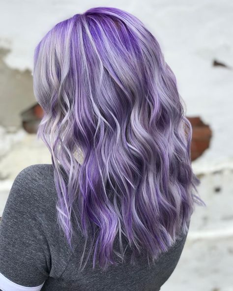 Hair Colour Ideas For Greying Hair, Purple And Gray Hair, Gray And Purple Hair, Purple And Grey Hair, Grey And Purple Hair, Silver And Purple Hair, Purple Silver Hair, Purple And Silver Hair, Blonde Hair With Purple Tips