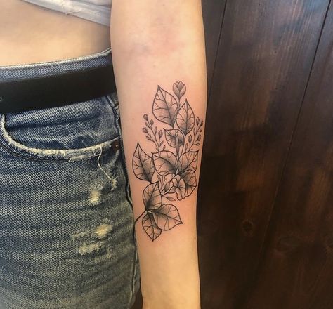 Aspen Tattoo Ideas, Aspen Leaves Tattoo, Aspen Leaf Tattoo, Aspen Tattoo, Aspen Tree Tattoo, Leave Tattoo, Aspen Trees Tattoo, Oak Leaf Tattoos, Fall Leaves Tattoo