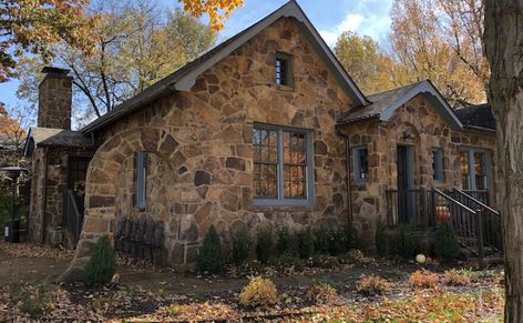 Historic Giraffe Dwellings Stand on Ozarks Giraffe House, The Tesseract, University Of Arkansas, School Architecture, Virtual World, Early 20th Century, House Exterior, 20th Century, Sweet Home