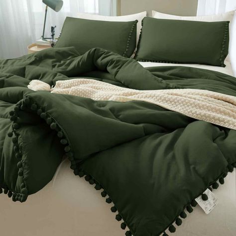 Amazon.com: ETDIFFE Comforter Set Queen Size Pom, 3 Piece Boho Bed Set, All Season Farmhouse Microfiber Down Alternative Bedding Comforter with 2 Pillow Shams, Solid Olive Green Pompom : Home & Kitchen Boho Green Room, Afro Boho Bedroom, Boho Bed Set, Bedroom Blankets, Green Comforter Sets, Boho Chic Bedding, Green Morning, Chic Bedding Sets, Comforters Sets