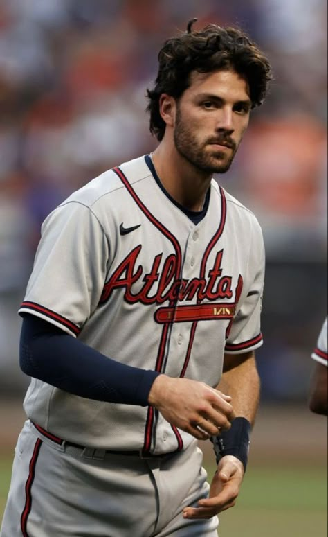 Dansby Swanson Aesthetic, Mlb Baseball Players, Hot Baseball Players, Blonde Kids, Dansby Swanson, Baseball Guys, Baseball Boys, Sports Aesthetic, Mlb Players