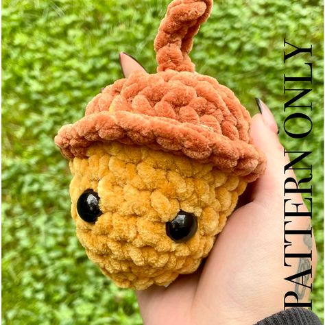 This listing is ONLY for a downloadable PDF file for the pattern to create this crocheted acorn!  NO PHYSICAL ITEM WILL BE SHIPPED!  ❌DISCLAIMER❌ This pattern is not to be sold, shared or duplicated.  Finished crocheted product may be sold, please credit my shop in the description.  StuffiesAndStitchery Thank you! Happy creating fellow Creatives! 💛🧶 Crochet Ideas For Fall, Fall Crochet Amigurumi, Fall Plushies, Autumn Crochet Patterns Free, Crochet Fall Ideas, Autumn Crochet Ideas, Free Fall Crochet Patterns, Acorn Crochet Pattern, Fall Amigurumi