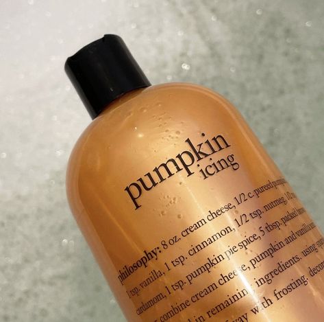 Pumpkin Icing, Scent Aesthetic, Pumpkin Spice Scent, Perfume And Lotion, Shower Aesthetic, Floating In The Air, Pumpkin Pie Spice, Sweet Scents, Bubble Bath