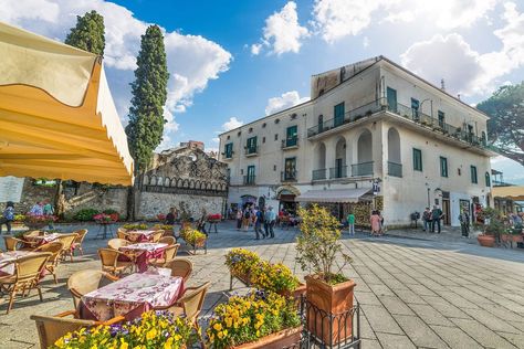 Amalfi Coast In April: Weather & Climate Tips | Rough Guides April Travel, Towns In Italy, April Weather, Amalfi Coast Itinerary, Path Of The Gods, Spring Hiking, Italy Itinerary, Weather And Climate, Southern Italy