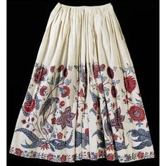 1720s Fashion, 18th Century Petticoat, Indian Chintz, Coat Embroidery, 1700 Fashion, Dresses Western, 18th Century Dress, 18th Century Costume, 18th Century Clothing