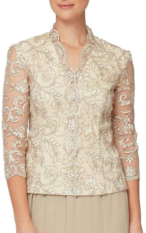 Blouse Brokat, Lace Jacket Dress, Vintage Floral Blouse, Scalloped Blouse, Elegant Mother Of The Bride, Dresses For Fall, Wedding Mother Of The Bride, Kebaya Brokat, Dress Kebaya