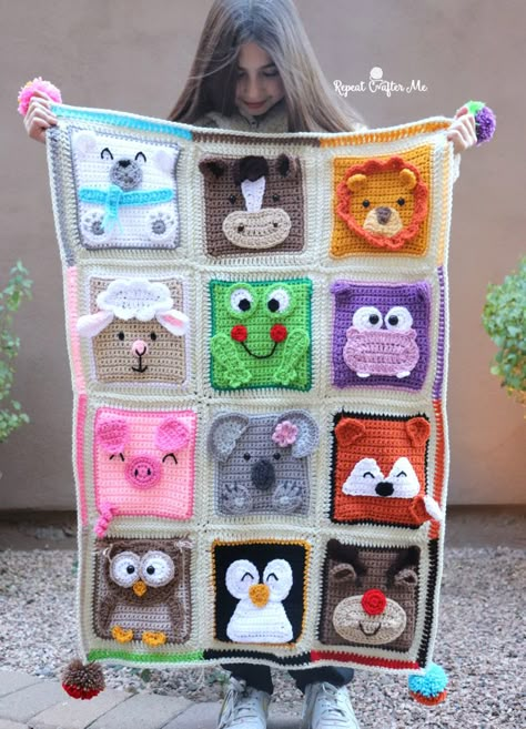 Animal Square CAL Crochet Blanket Square Baby Blanket Crochet, Crochet Blanket Animals, Cal Blanket, Crochet Tutorial For Beginners, Cal Crochet, Square Crochet Blanket, Make A Blanket, Scrap Crochet, Granny Square Baby Blanket