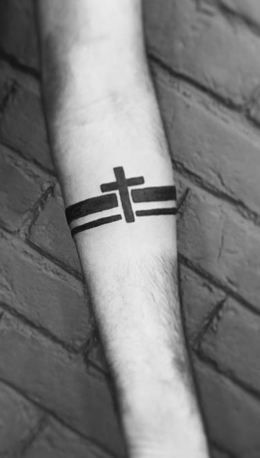 Band Tattoos For Men, Tattoo Band, Tatuagem Masculina Pequena, Band Tattoos, Cross Tattoos For Women, Forearm Band Tattoos, Band Tattoo Designs, Cross Tattoo For Men, Omerta Tattoo