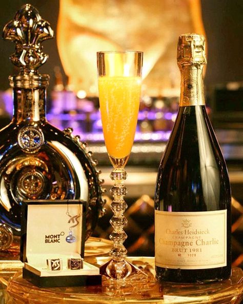 Vegas’s Ono Champagne Cocktail - $10,000-Most Expensive Alcoholic Drinks Champagne Cocktail, Most Expensive, Luxury Life, Shades Of Grey, Luxury Living, Whiskey Bottle, Jdm, Martini, Liquor