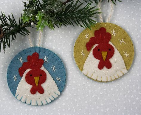 Set of Two Wool Felt Rooster Ornaments Farm by OliverRabbit Farm Christmas Ornaments, Farm Christmas Decorations, Felt Rooster, Felt Chicken, Rooster Ornament, Key Lime Pie Bars, Felt Ornaments Patterns, Farm Christmas, Chicken Crafts